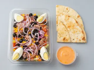 Salata de ton cu lipie