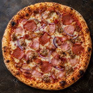 Pizza Ardeleneasca uriasa