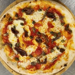 Pizza cu File de Ansoa si Capere  Ø32 cm