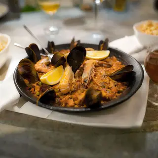 Paella Marinera (pentru 2 persoane)