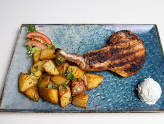 TOMAHAWK DE PORC 500 gr