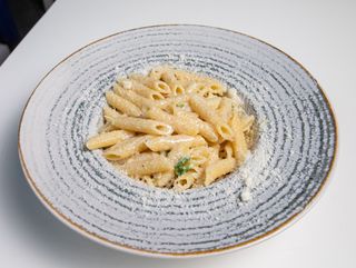 PASTE AGLIO OLIO PEPERONCINI  300G