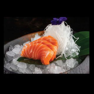 Sake sashimi