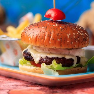 Giant Perfect burger 