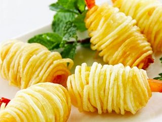 Creveți în cuib de cartofi