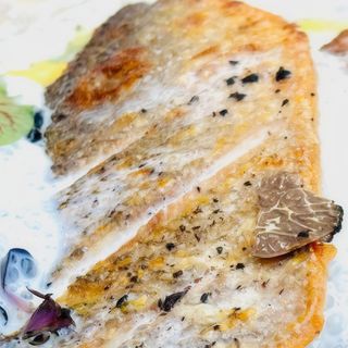 Grilled sea bream 200g