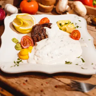 Piept de pui cu smântână și ciuperci