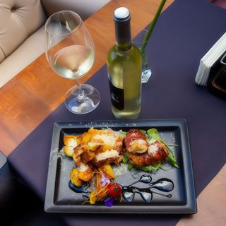 Piept de pui umplut cu brânză de burduf