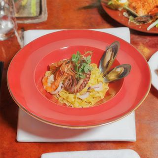 Paste cu fructe de mare