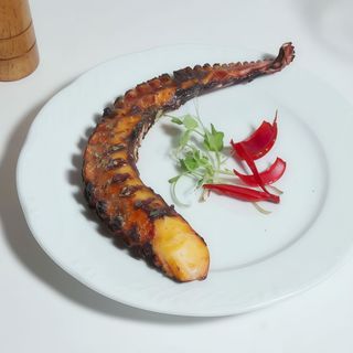 Caracatiță la grătar