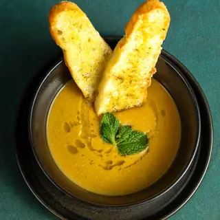 Supă cremă de linte