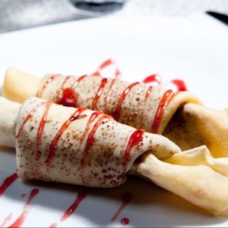 Clatite cu dulceata fructe( 220 gr )