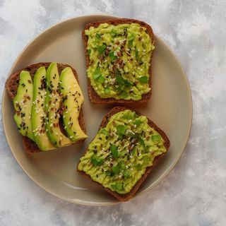 Avocado toast, ou posat/prajit