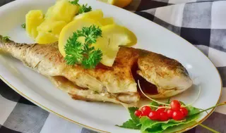 Pastrav in malai