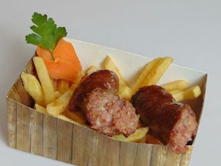 Carnati afumati CountryBox