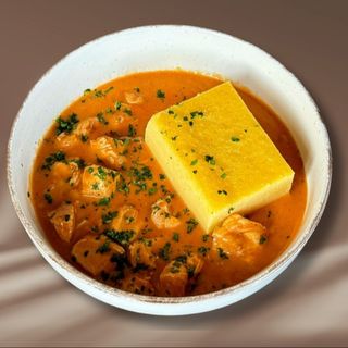 Papricas de pui cu mamaliga