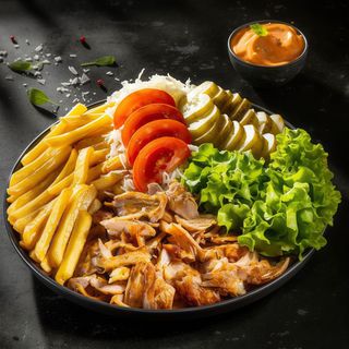 Meniu Kebab de pui la farfurie