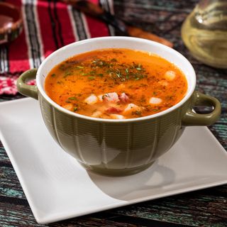 Ciorba de fasole boabe cu afumatura