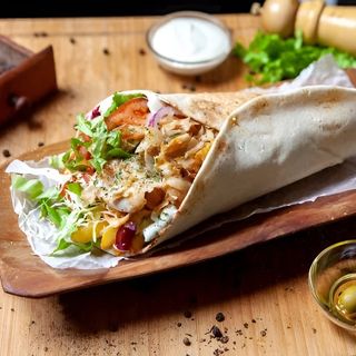 GYROS MARE MIXT (VITA, CURCAN SI PUI) LIPIE MARE