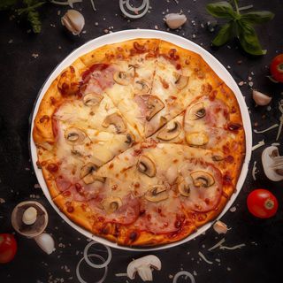Pizza Salami con peperonni Ø 36cm
