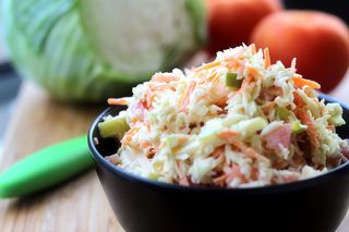 Salata coleslaw