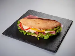 Panini cu salam