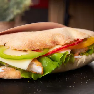 Panini cu snitel de pui
