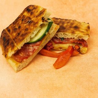Panini salam chorizo