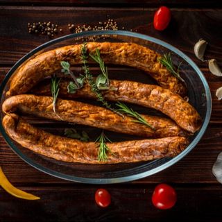 Cârnați la garniță