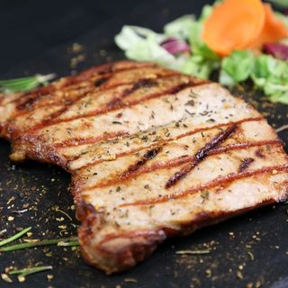 Ceafă de porc la grătar