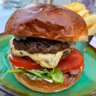 CLASSIC Burger