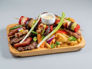 Platou Amparo (pentru 4 persoane)