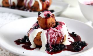 Papanasi cu Dulceata de Afine 150Gr.