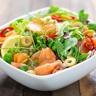 Salata cu somon