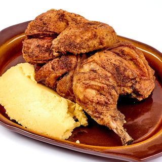 Pui la Jar + Garnitura + Mujdei de Usturoi