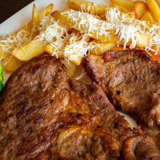 Meniu Ceafa la gratar + Garnitura