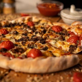 Combo 2x Pizza (mica, medie, mare) la alegere