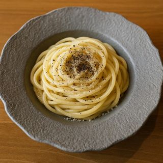 Spaghete Cacio e Pepe