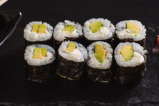 Avocado Philadelphia hosomaki