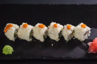 Shrimp tempura roll