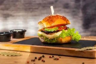 Halloumi burger