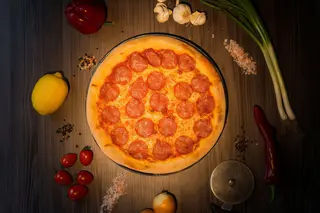 Pizza Salami mica