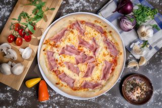 Pizza Prosciutto mica