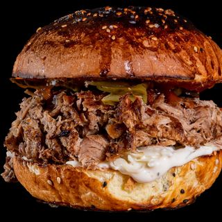 Pulled Pork + Cartofi pai cu sare si oregano