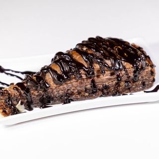 BAKLAVA TRIUNGHI CU CIOCOLATA