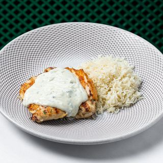 Petto di pollo con salsa al formaggio