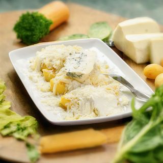 Mamaliguta cu branzeturi fine si smantana