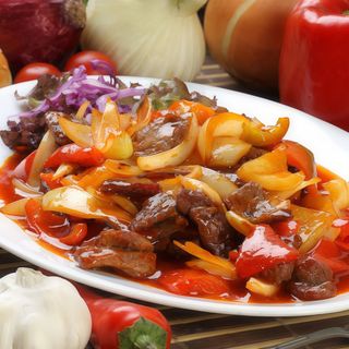 Vacuta in sos thailandez