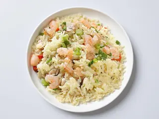 Orez cu fructe de mare