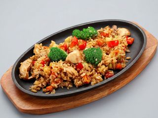 Orez Thai cu legume si ciuperci
